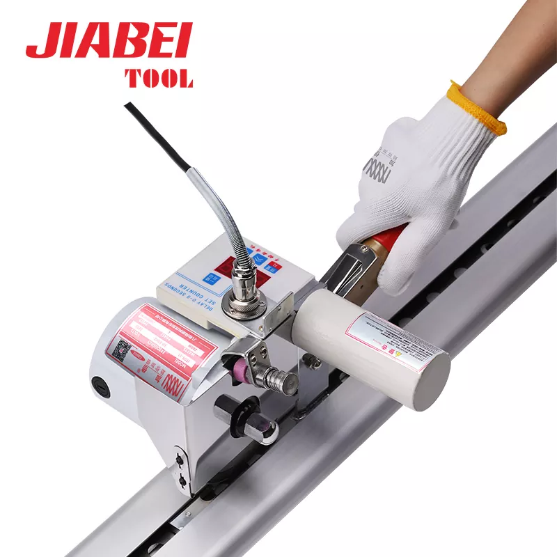 Почему нож для обрезки концов ткани должен стать вашим незаменимым инструментом в профессиональном производстве одежды